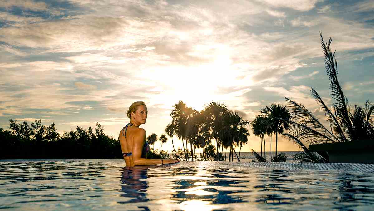 Soothing infinity pool with oceanfront suites | all inclusive resorts mexico adults only | El Dorado Seaside Suites