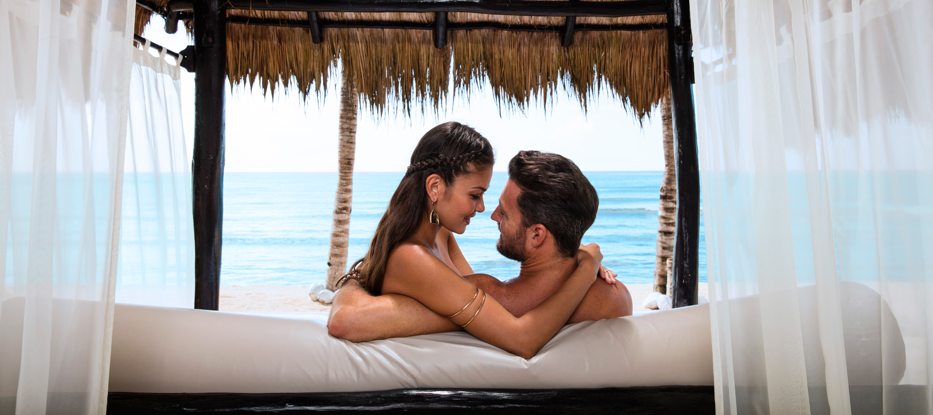 Romantic couple at the nudist all inclusive resort | Hidden Beach | Mexico